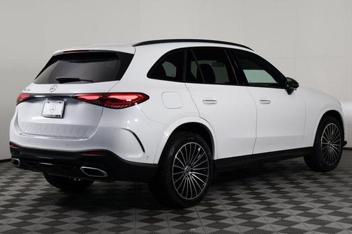 2026 Mercedes-Benz GLC 300 Base