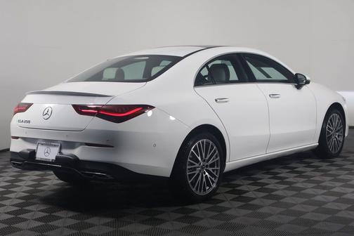 2025 Mercedes-Benz CLA 250