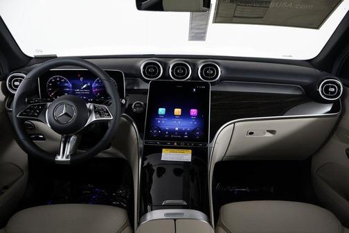 2026 Mercedes-Benz GLC 300 Base