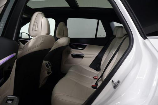 2026 Mercedes-Benz GLC 300 Base