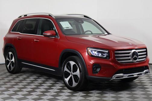 2025 Mercedes-Benz GLB 250 4MATIC