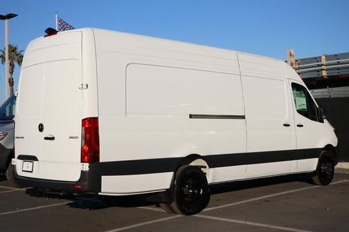 2025 Mercedes-Benz Sprinter 3500 High Roof