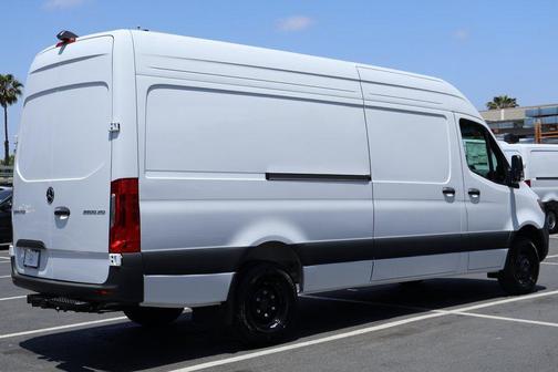 2025 Mercedes-Benz Sprinter 3500XD High Roof