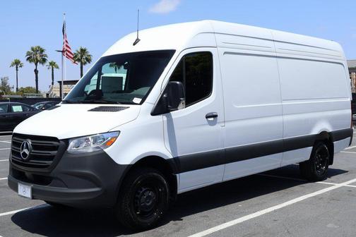 2025 Mercedes-Benz Sprinter 3500XD High Roof