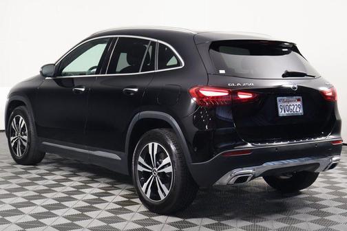 2026 Mercedes-Benz GLA 250 4MATIC