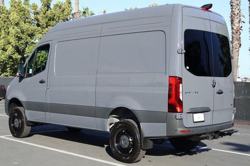 2026 Mercedes-Benz Sprinter 2500 Standard Roof