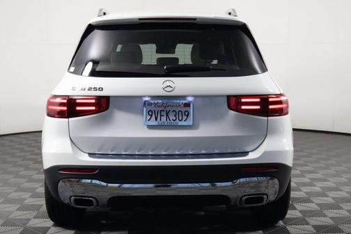 2026 Mercedes-Benz GLB 250 Base