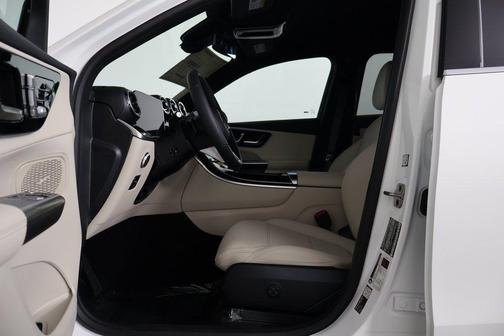 2026 Mercedes-Benz GLC 300 Base