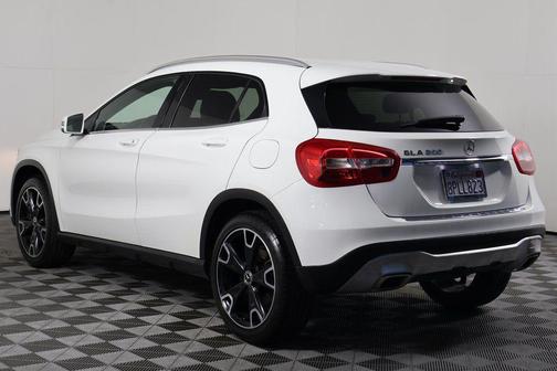 2020 Mercedes-Benz GLA 250 Base