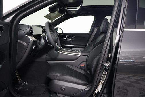 Graphite Grey Metallic 2026 Mercedes-Benz GLC 300 Base