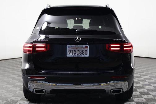 2025 Mercedes-Benz GLB 250 4MATIC