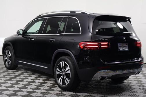 2025 Mercedes-Benz GLB 250 4MATIC