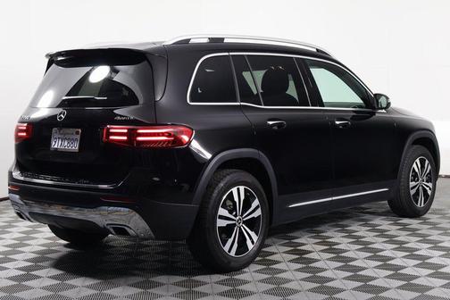 2025 Mercedes-Benz GLB 250 4MATIC