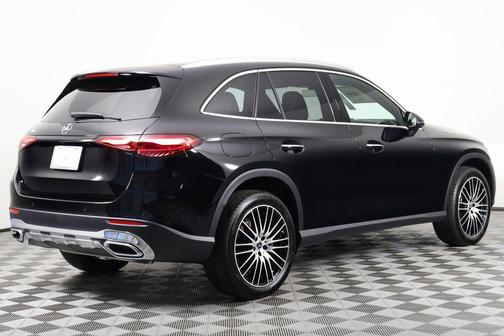 2025 Mercedes-Benz GLC 300 Base