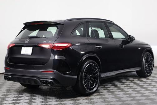 Obsidian Black Metallic 2026 Mercedes-Benz AMG GLC 43 4MATIC