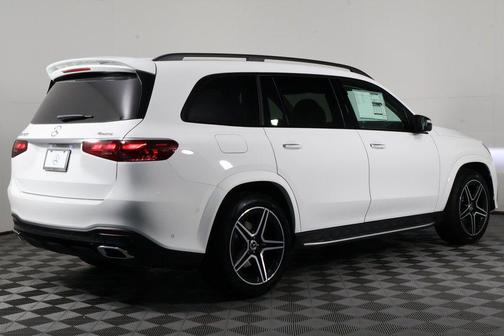 2026 Mercedes-Benz GLS 450 4MATIC