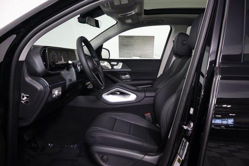 Black 2026 Mercedes-Benz GLE 450 4MATIC