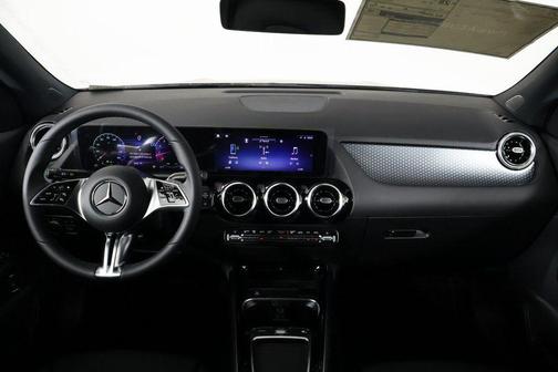 2026 Mercedes-Benz GLA 250 4MATIC