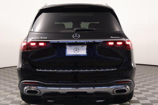 Obsidian Black Metallic 2024 Mercedes-Benz GLS 450 4MATIC