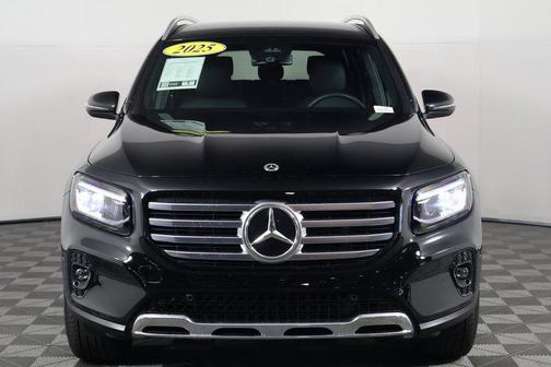 2025 Mercedes-Benz GLB 250 4MATIC