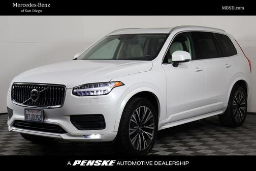 2021 Volvo XC90 T5 Momentum