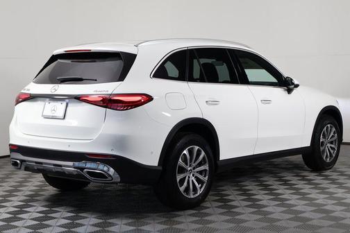 2026 Mercedes-Benz GLC 300 4MATIC