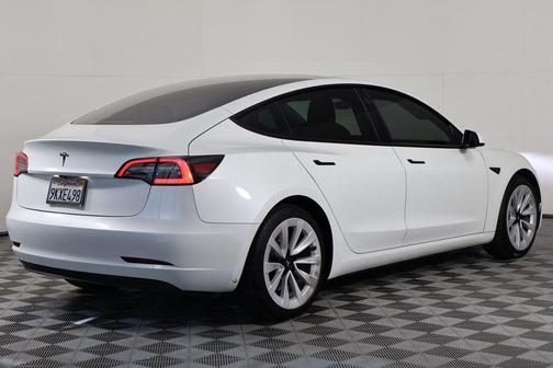 2023 Tesla Model 3 Standard Range