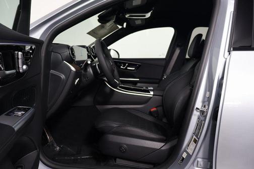 2026 Mercedes-Benz GLC 300 Base