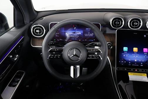 2026 Mercedes-Benz GLC 300 Base
