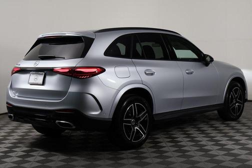 2026 Mercedes-Benz GLC 300 Base