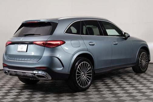 2026 Mercedes-Benz GLC 300 Base