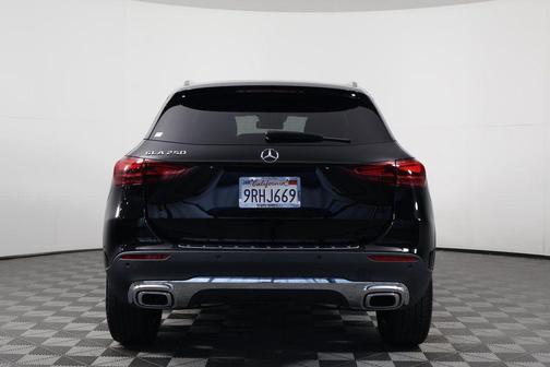 2025 Mercedes-Benz GLA 250 4MATIC