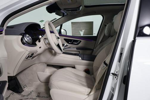 Polar White 2026 Mercedes-Benz EQS 400 400