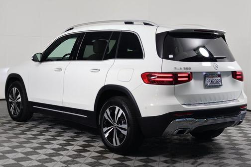 2025 Mercedes-Benz GLB 250 Base