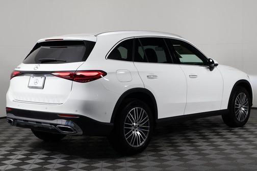 2026 Mercedes-Benz GLC 300 Base