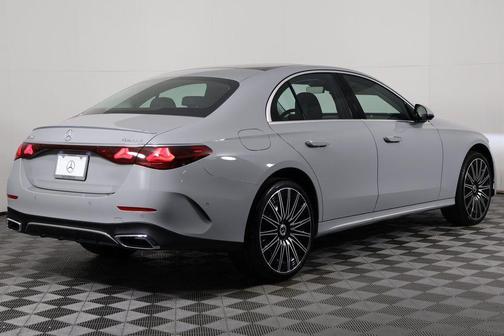 MANUFAKTUR Alpine Grey 2026 Mercedes-Benz E-Class 4MATIC