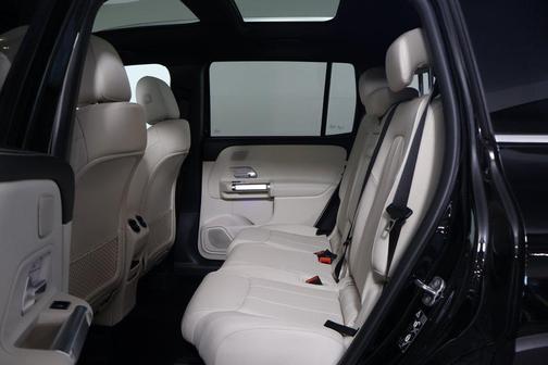 Night Black 2026 Mercedes-Benz GLB 250 Base