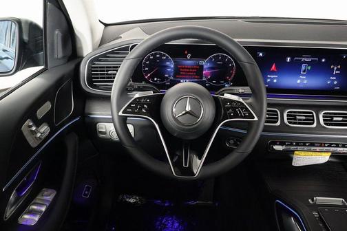 Black 2026 Mercedes-Benz GLE 450 4MATIC