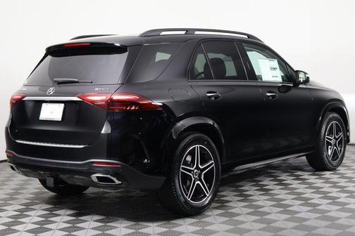 Black 2026 Mercedes-Benz GLE 450 4MATIC