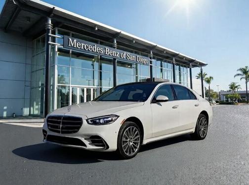 MANUFAKTUR Moonlight White Metallic 2026 Mercedes-Benz S-Class S 580 4MATIC