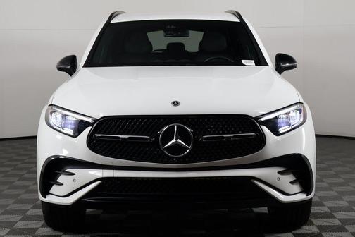 2025 Mercedes-Benz GLC 300 Base
