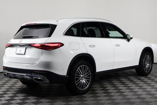 2026 Mercedes-Benz GLC 300 Base