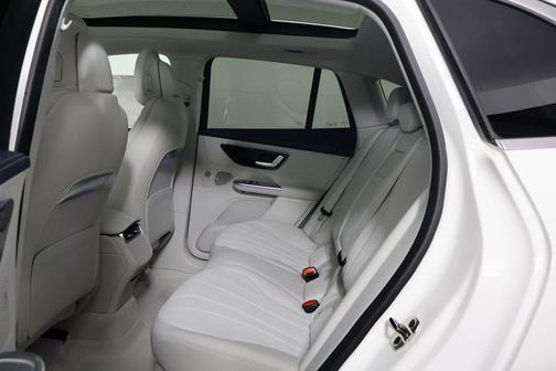 Polar White 2026 Mercedes-Benz EQE 320 320 SUV