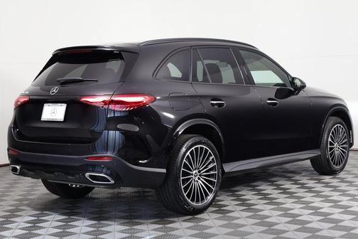 2026 Mercedes-Benz GLC 300 Base