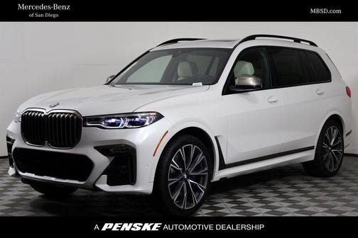 2022 BMW X7 M50i