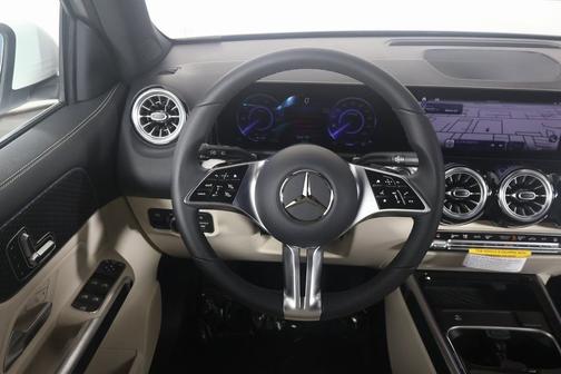 2024 Mercedes-Benz EQB 300 4MATIC