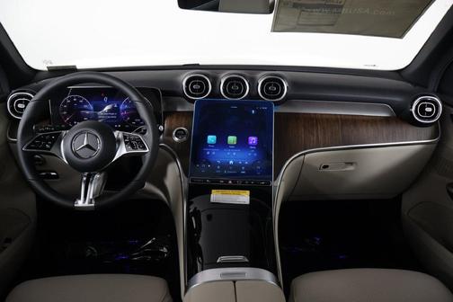 Polar White 2027 Mercedes-Benz GLC 300 Base