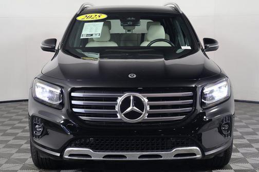 Night Black 2025 Mercedes-Benz GLB 250 Base