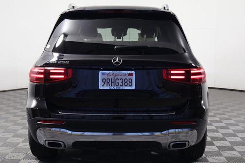 Night Black 2025 Mercedes-Benz GLB 250 Base