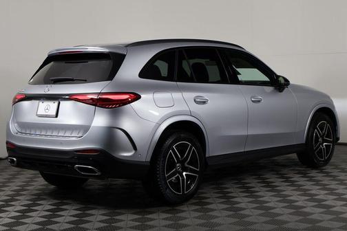 2026 Mercedes-Benz GLC 300 Base